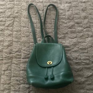 Coach Vintage Green Backpack style Bag/Purse.           Great for Traveling